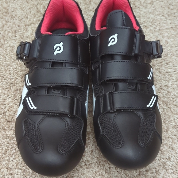 Peloton Black Cycling Shoes with Red Accents - Picture 7 of 9